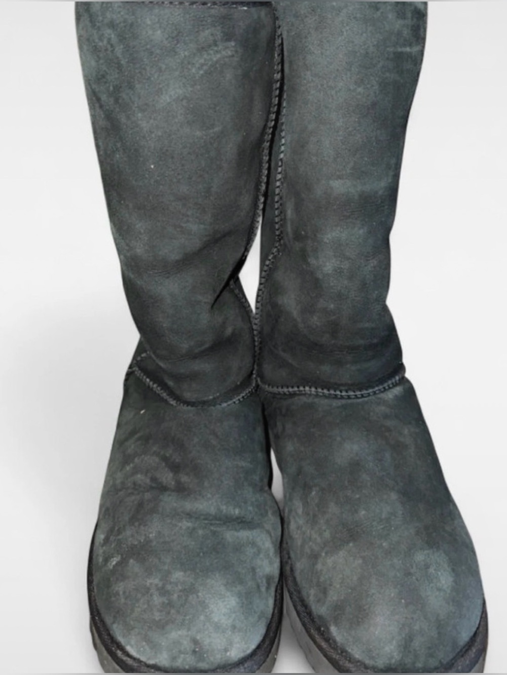 Women's Tall Black Uggs Size 9